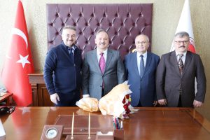 İlahiyat Fakültesi’nde Dekanlık Devir Teslim Töreni yapıldı