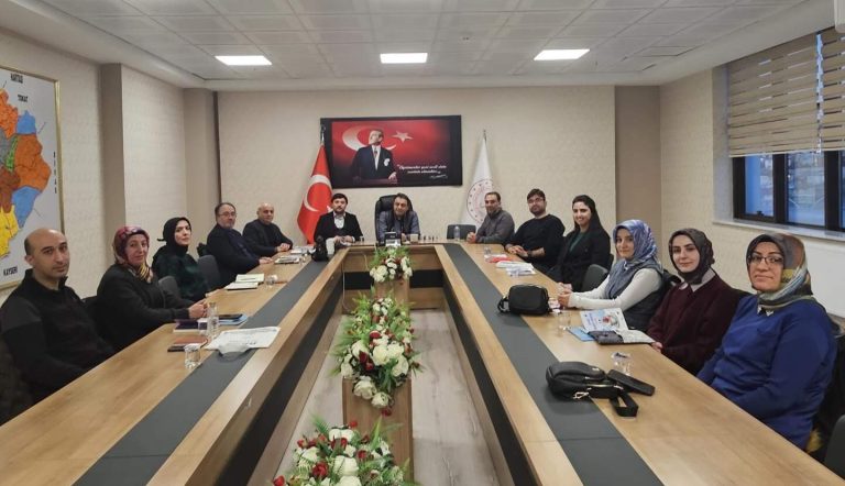 NEFES Projesiyle öğrenciler kitapla buluştu