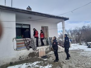 Çocuklar için ekipler sahada