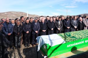 Bozdağ’ın Kayınvalidesi Yeter Dinç toprağa verildi