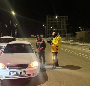 Sorgun’da okul ve yurt çevrelerinde Narkotik denetimi