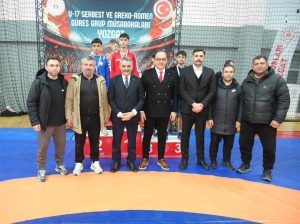 U-17 Güreş Grup müsabakaları Yozgat’ta başladı