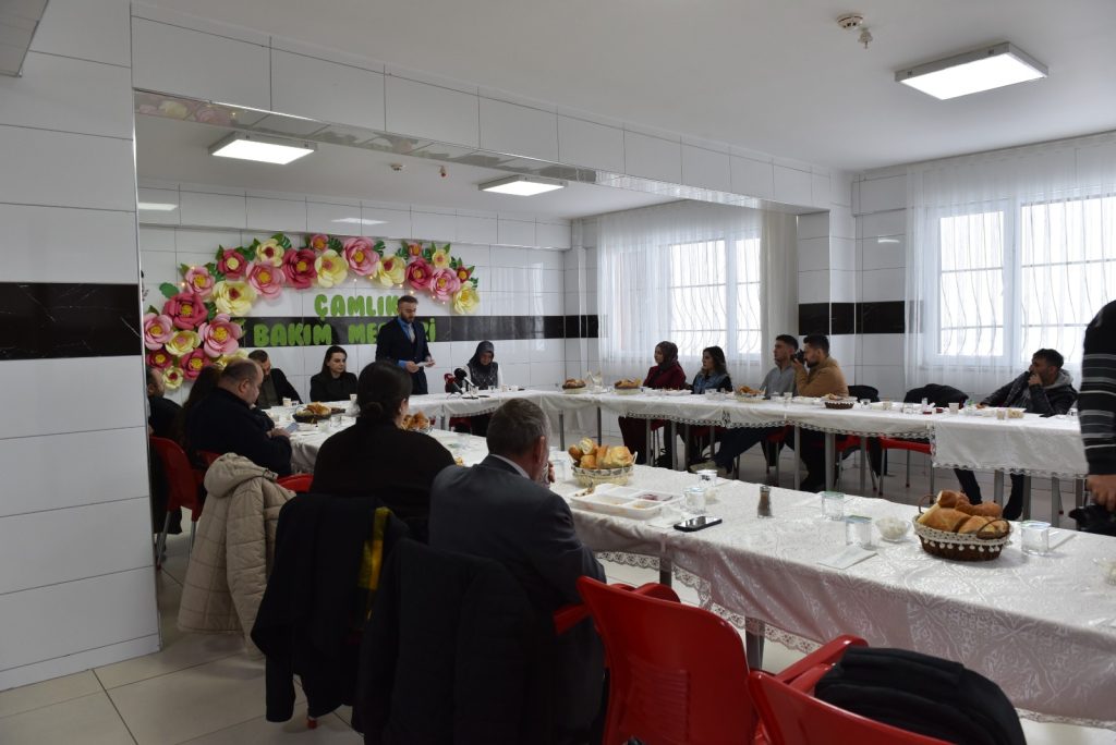 Alp: “Gazetecilik bir meslekten öte, kamu vicdanıdır”