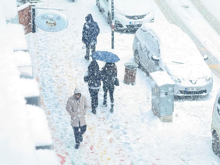 Hava sıcaklıkları hissedilir derecede düşecek