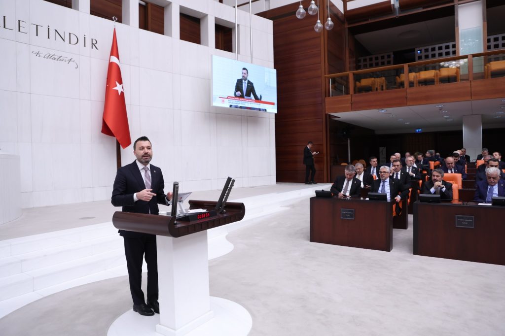 Milletvekili Şahan’dan Bayrak provokasyonuna sert tepki