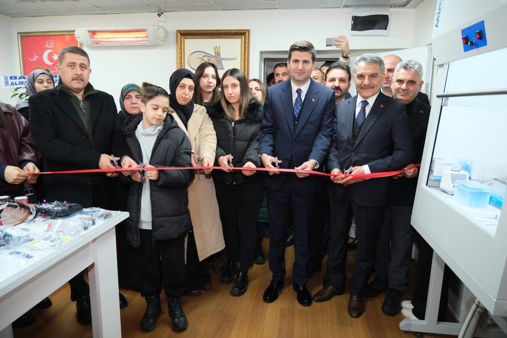 Ülkü Ocakları’ndan Teknoloji ve Eğitim hamlesi