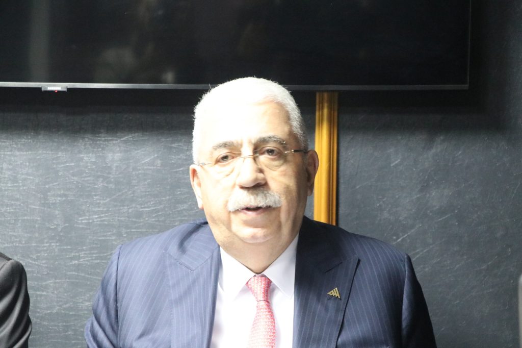 İş İnsanı Ahmet Ahlatcı’ya yurt dışı çıkış yasağı