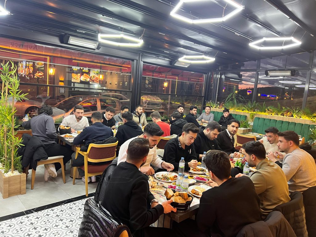 Alperen Ocakları’ndan kardeşlik sofrası