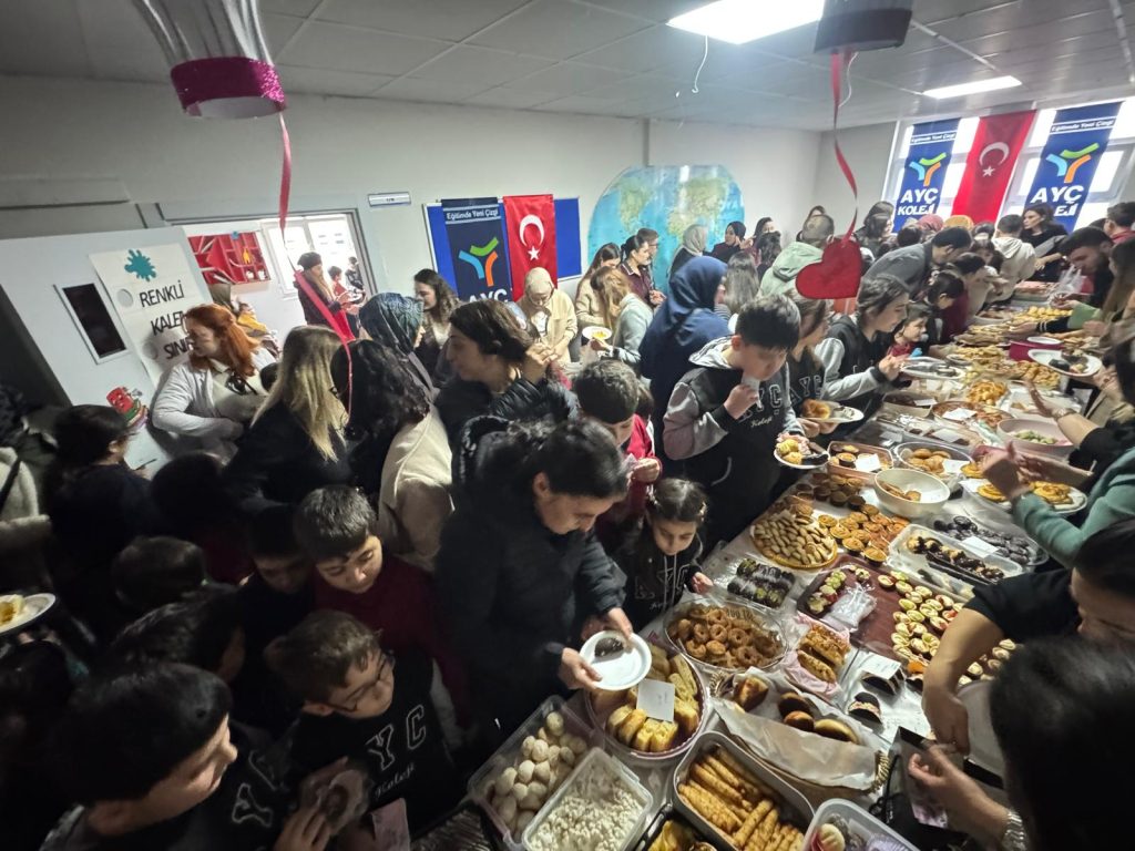 AYÇ Koleji’nden anlamlı bayram projesi