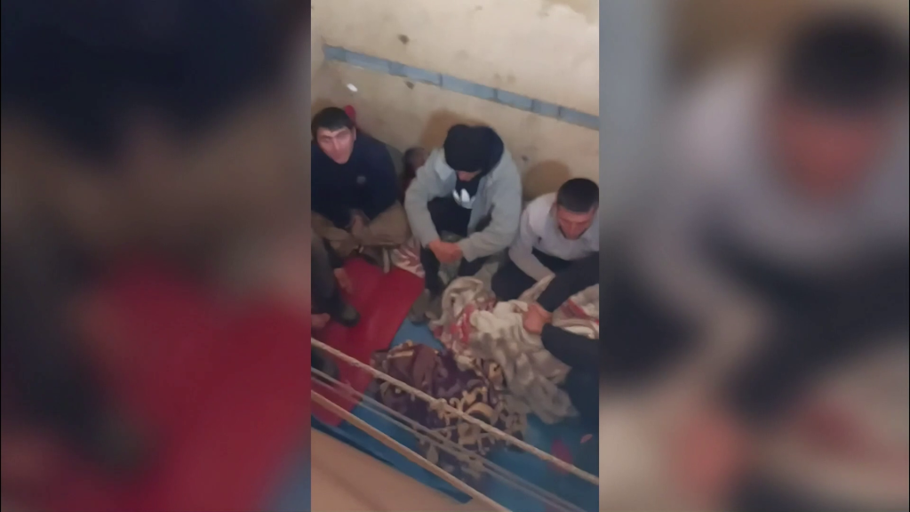 VİDEOLU HABER: Gizli bölmede 6 kaçak göçmen yakalandı