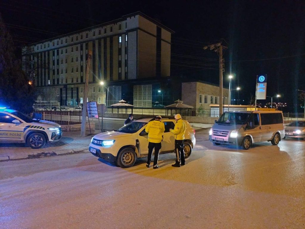 Yerköy’de asayiş ve trafik denetimi devam ediyor