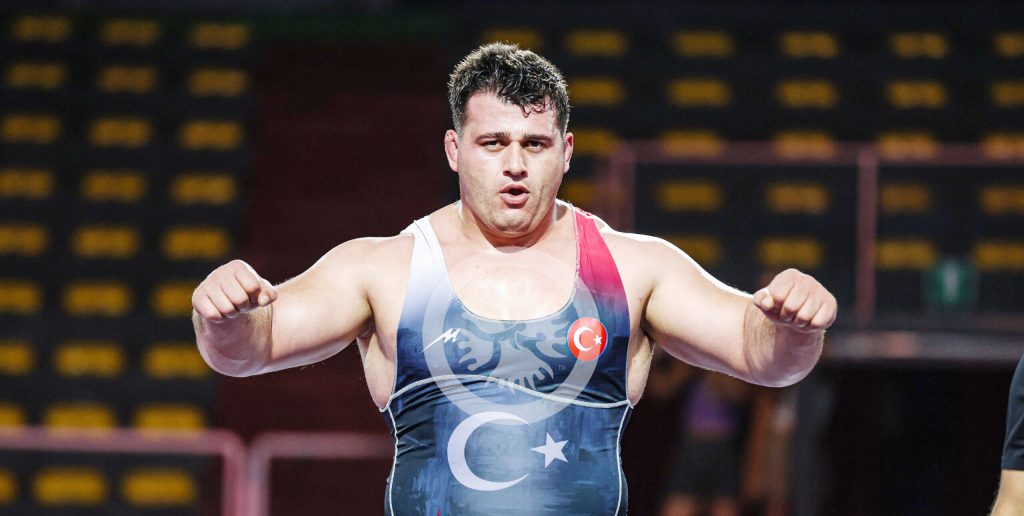 Rıza Kayaalp 610 gün sonra döndü