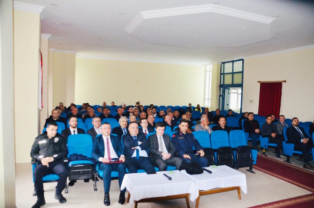 Kamu personeli ve muhtarlara hizmet içi eğitim