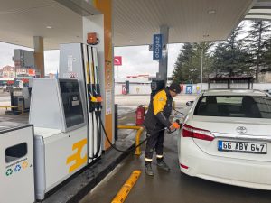 Akaryakıta bir zam daha geliyor