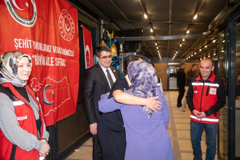 Şehit aileleri iftar sofrasında bir araya geldi