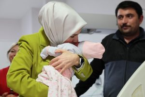   Doğum izni 24 haftaya çıkıyor