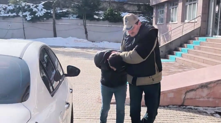 FETÖ hükümlüsü cezaevine teslim edildi