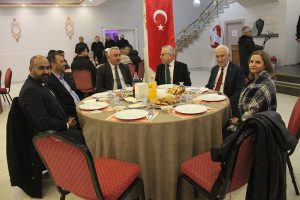 Hizmet-İş ailesi iftarda buluştu