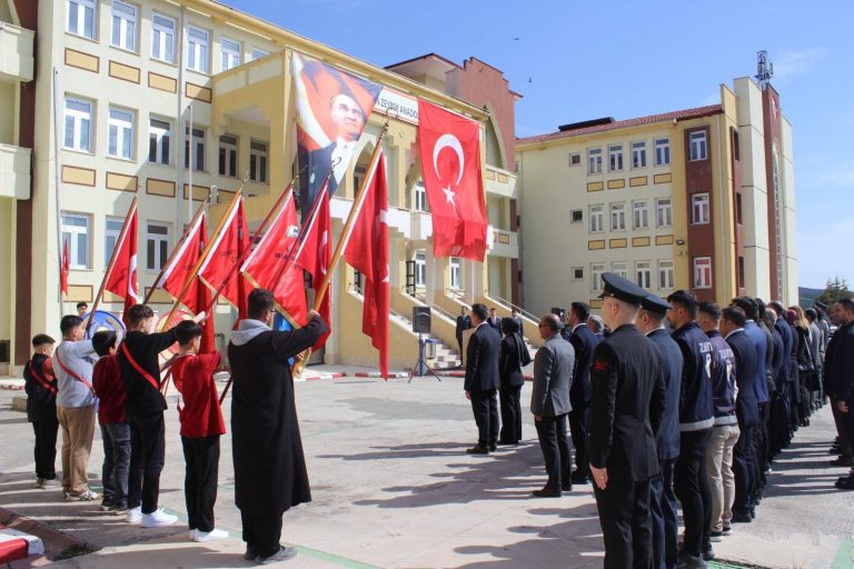 İlçelerde 18 Mart Çanakkale Zaferi coşkuyla kutlandı