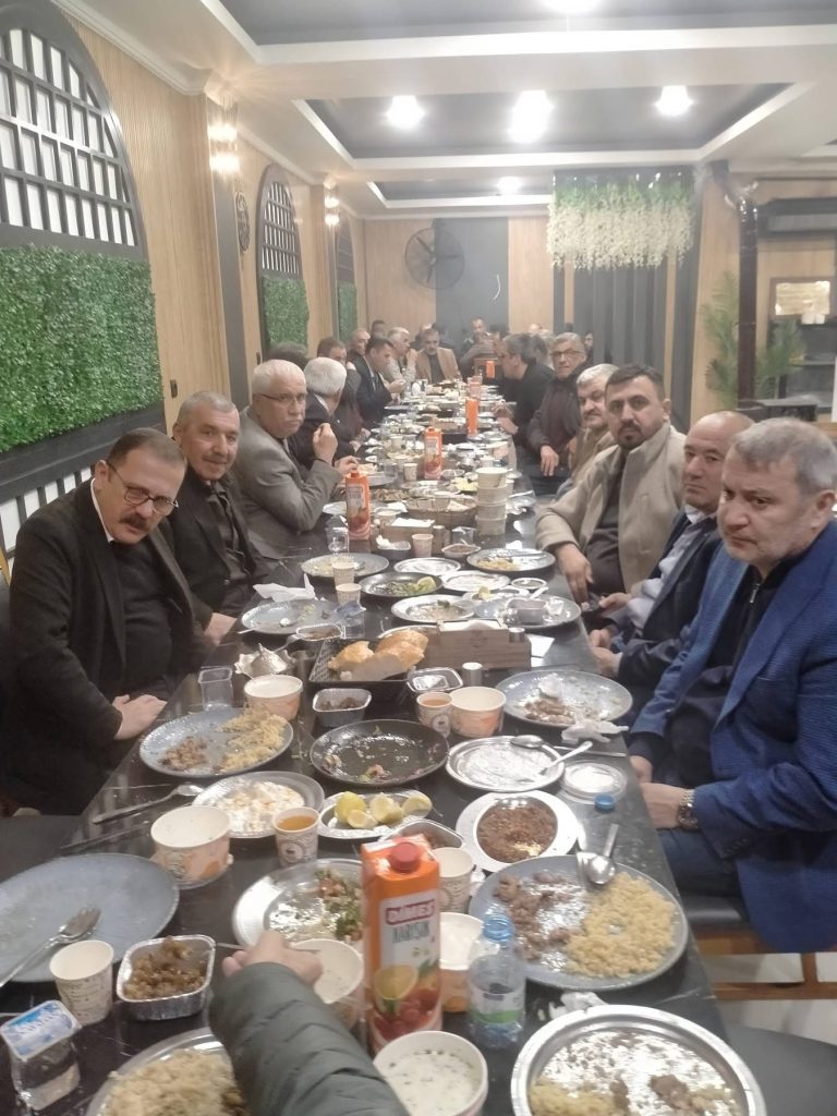 Prof. Dr. Demirer Yerköy’de iftar programına katıldı
