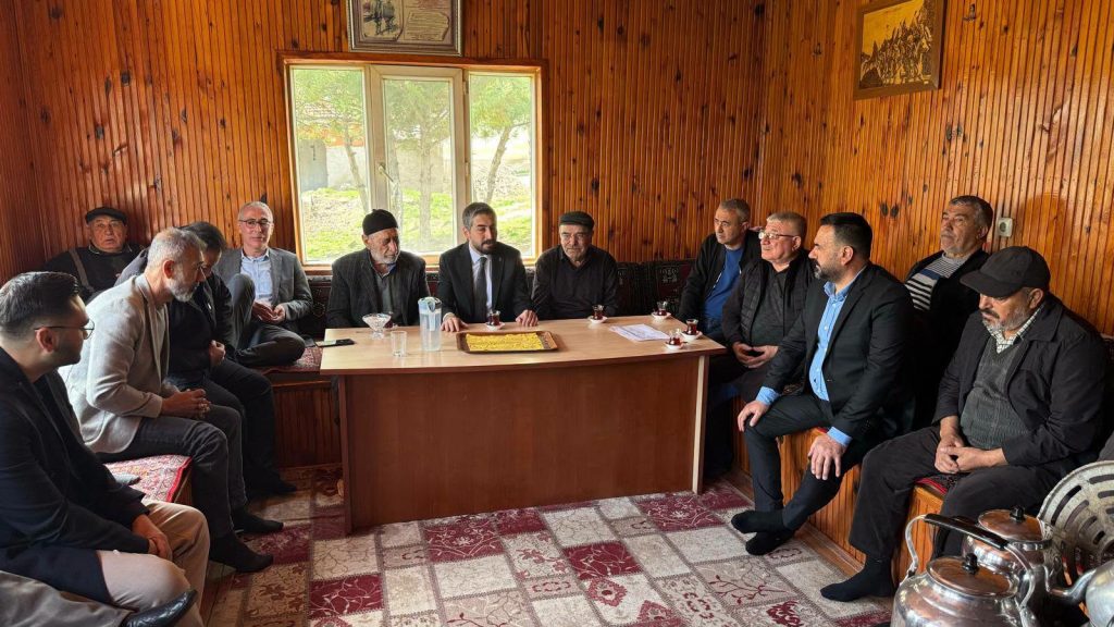 Başkan Şimşek, mahalle sakinleri ile bir araya geldi