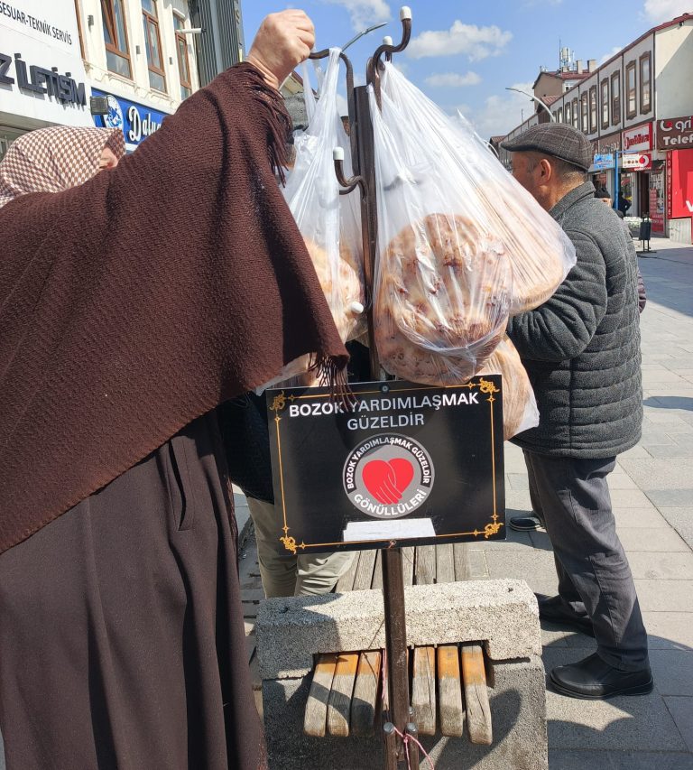 Paranın geçmediği bakkal