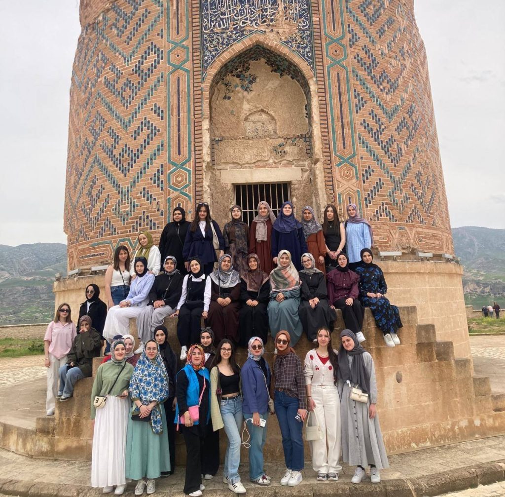 Yozgatlı gençler Hasankeyf’te