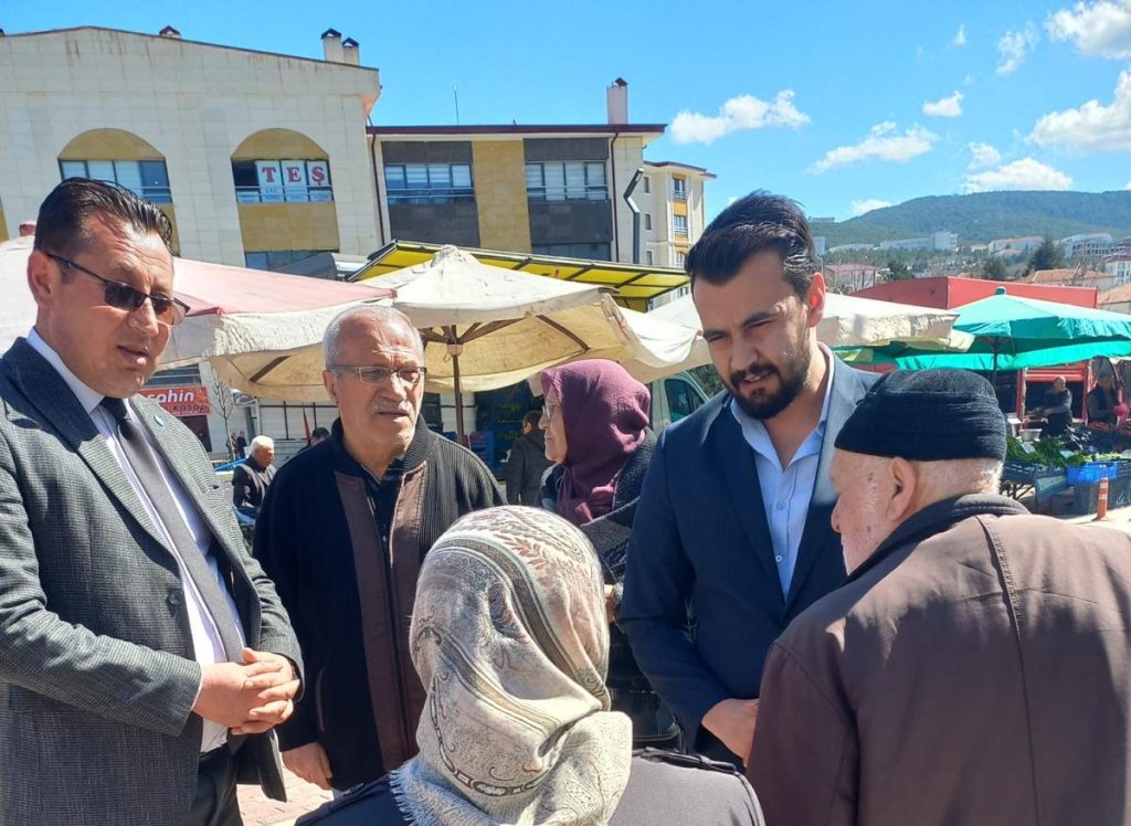 Başkan Taştan pazarcı esnafın sorunları dinlendi