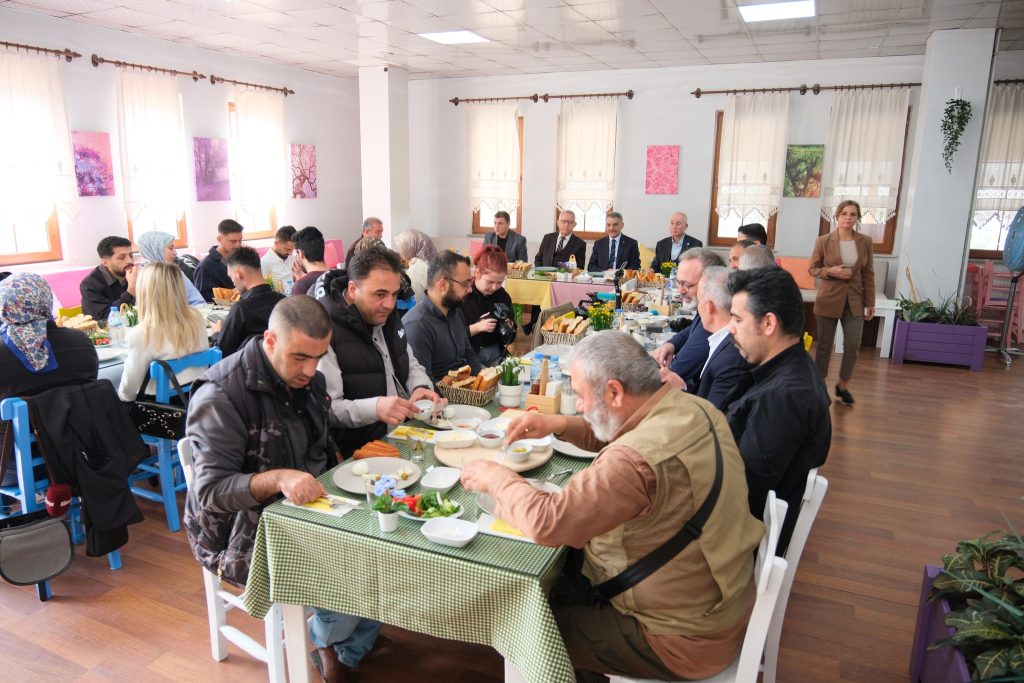 Sarıhacılı’da hem lezzet hem kültür