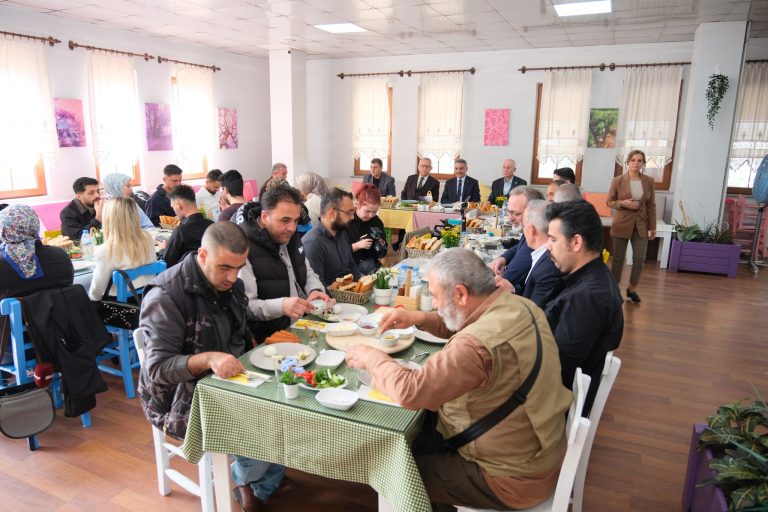 Sarıhacılı’da hem lezzet hem kültür