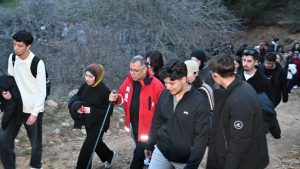 Çamlıkta günbatımı yürüyüşü etkinliği