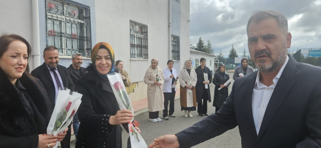 Şerefli’den eğitim çalışanlarına moral ziyareti
