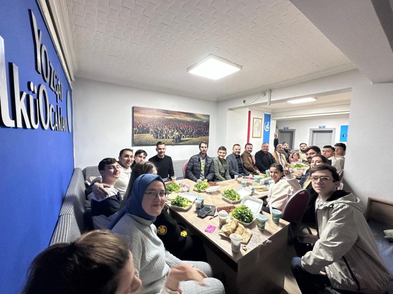  Ülkü Ocakları’ndan sertifikalı dil kursu