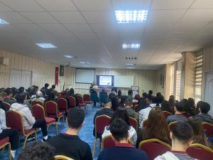 Ülkü Ocakları’ndan öğrencilere UZEM tanıtımı