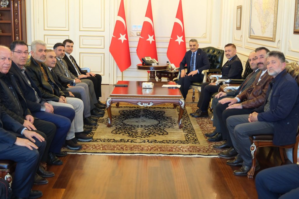  Vali Özkan Başkanlığında OSB toplantısı yapıldı