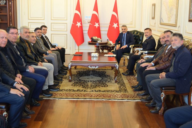  Vali Özkan Başkanlığında OSB toplantısı yapıldı