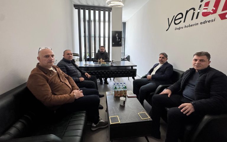 Gümüş ve yönetiminden gazetemize ziyaret