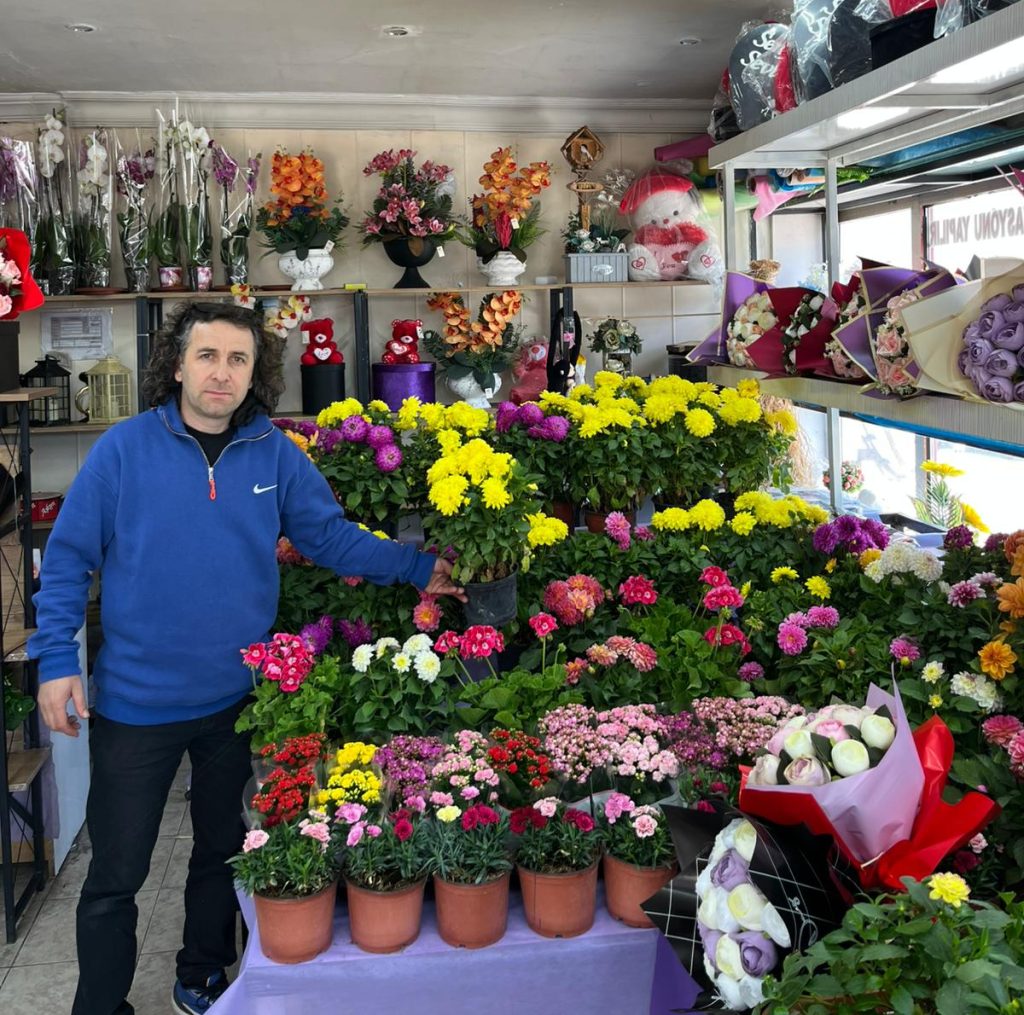 Çiçekçilerde Anneler Günü mesaisi başladı