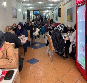 Anneler Hanımeli’de kahvaltıda bir araya geldi