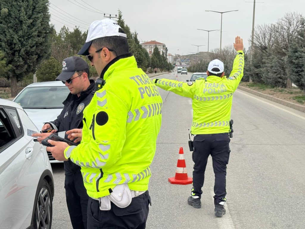 Yozgat’ta 47 kavşakta sıkı denetim