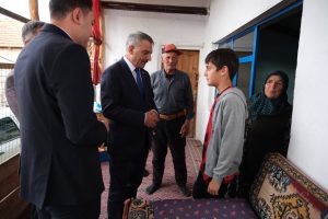 Vali Özkan’dan moral ziyareti