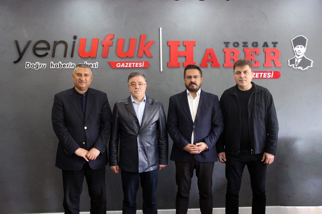 Başer’den gazetelerimize tebrik ziyareti
