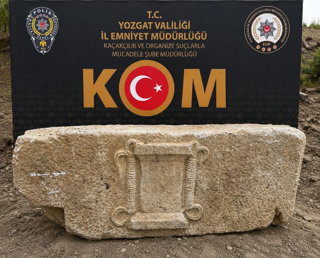 2000 yıllık Lahit Taşı ele geçirildi