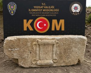 2000 yıllık Lahit Taşı ele geçirildi