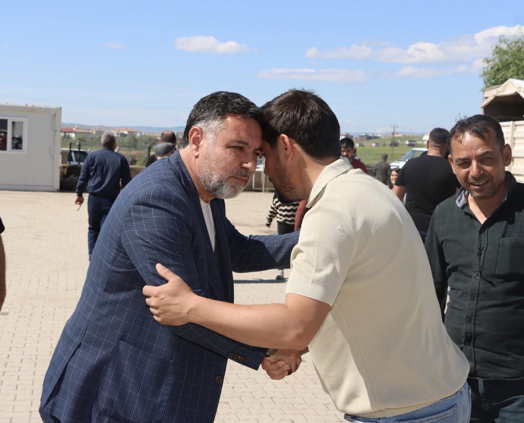 Arslan, esnafın sorunlarını yerinde dinledi