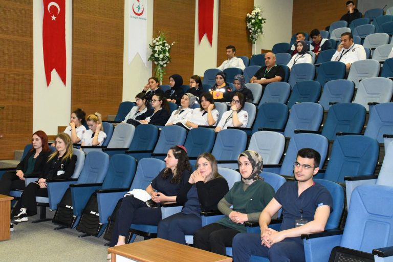 Sağlık çalışanlarına KBRN eğitimi verildi