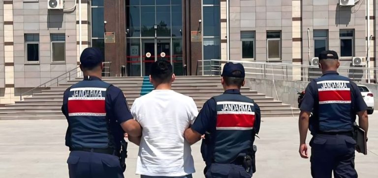Aranan 5 şahıs yakalandı