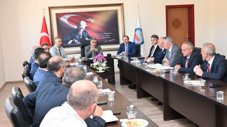 Eğitim değerlendirme toplantısı Çandır’da yapıldı