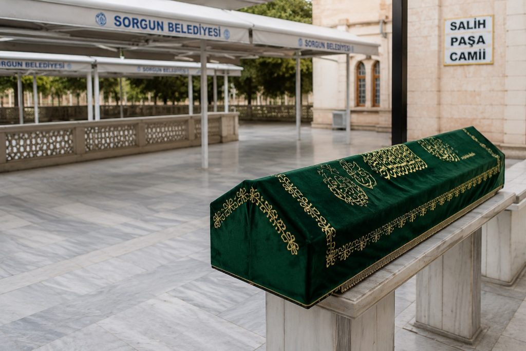 İş İnsanı Fettah Kayhan hayatını kaybetti