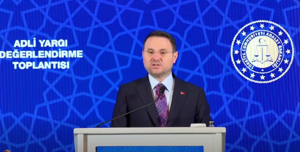 Bakan Gürlek: “FETÖ ile mücadelede rehavete yer yok”